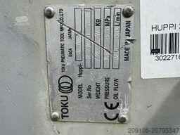 TAKEUCHI HUPPI 302 Hammer