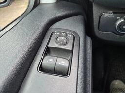 Mercedes-Benz Sprinter 317 CDI Koelwagen Xarios 350 st230V -2...