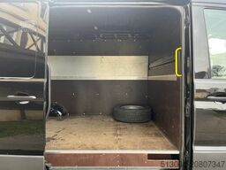 VOLKSWAGEN CRAFTER 2,0 TDI 4 MOTION SHZ KLIMA AHK NAVI