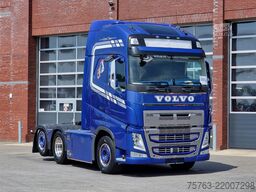 Volvo FH 13.500 Globetrotter XL 6x2 - Custom interior...