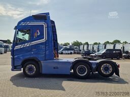 Volvo FH 13.500 Globetrotter XL 6x2 - Custom interior...