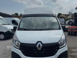 RENAULT TRAFIC FURGONE