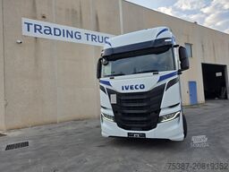 Iveco 440S51