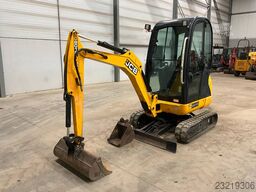 JCB 8018