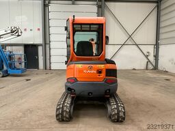 Kubota U 27-4