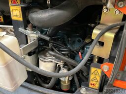 Kubota U 27-4