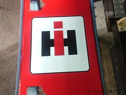 International Harvester COF4070B