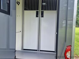 Renault Master STX 5 pers pro-safety paardenwagen, DEMO...