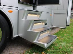 Volvo FH 540 Jong gebrukt 7 paards plus living pop-ot...