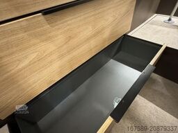 BÜRSTNER Signature SFT 7.4, Alde,Lithium,Navi,Sat,TV,AHK