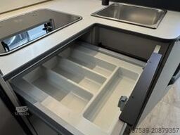 BÜRSTNER Campeo TD 690 G, Navi,Safety/Winter Paket,SCU