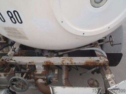  INSULATED ADR FL + AT CLASS 3 + 9 hazardous tank