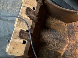 OilQuick Grab John 15 bucket