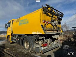 MAN 18.313 Sweeper w/ Bucher Optifant 70 superconstruc