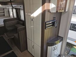 HOBBY Prestige 720 UKFe Autark, Combi 6 E