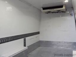 MAN TGE/3/180/KÜHLKASTENWAGEN/THERMO KING