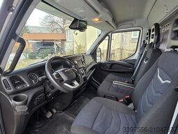 Iveco 72 210 Hi-Matic Renntransporter