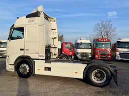 Volvo FH 460 YV2AG20A9CB609784  2x FUEL TANK, FRIGO