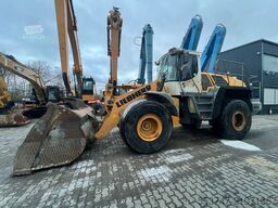 Liebherr L566