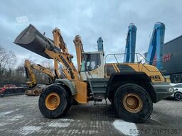Liebherr L566