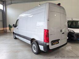 MERCEDES-BENZ Sprinter III FWD 215CDI*KLIMA*R.CAM*APPLECARPLAY