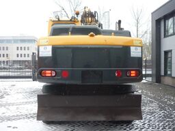 Hyundai Robex 160W-9A  Wheel Excavator with bucket