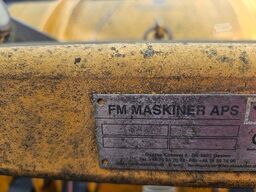 Schneepflug/ Schneeschiebeschild Fa. MF Maskiner