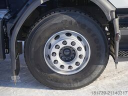 Renault C280 DTI 8 / HDS Fassi F135A.22 / remote