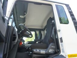 MAN TGS 26.360 Flatbed / Fassi F175 7.7 T /