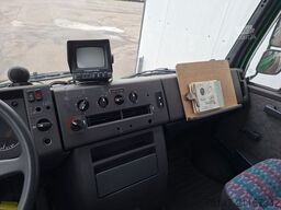 MERCEDES-BENZ 711 D Vario Kasten ex-Polizei Standheizung