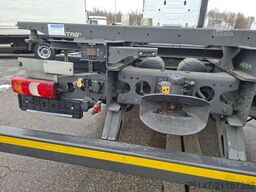 MERCEDES-BENZ 2540 L Actros 6x2 Fahrschule 5-Sitzer Liftachse