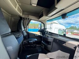 Volvo FH 460 6x4 COMING IN TWO WEEKS / LNG / HYDRAULI...