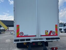 Mercedes-Benz Atego 1530