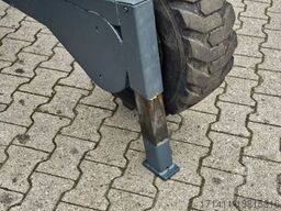 TERBERG TKL-3x3-M-RT Allrad Mitnahmestapler