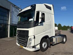 Volvo FH 460 ADR 70 % tyres 2 x Tank  I parc cool