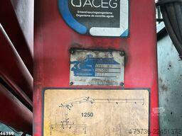 Mercedes-Benz Axor 1824 Manual Full steel HMF 12 Tonmeter laa...
