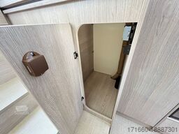 BÜRSTNER Lyseo Time Skyline 726 G