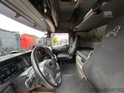 MAN TGX 18.560 BL/Retarder/ACC/2x Tank/D30 Motor!