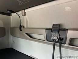 MAN TGX 18.560 BL/Retarder/ACC/2x Tank/D30 Motor!