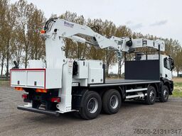 Iveco T-Way AD410T43H AT Tire Handler Crane Truck