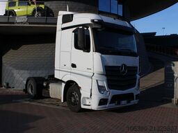Mercedes-Benz Actros 1845