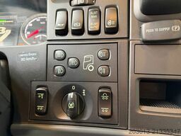 SCANIA R580 LB 8x2*6 HNB SZM mit Kran HIAB XS 422