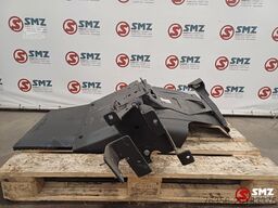 Volvo Occ spatbord cabine achter L/R + spatbordsteun Vol