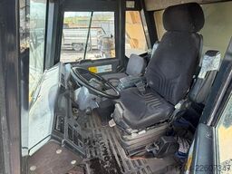 Komatsu HD405-7
