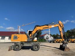 Liebherr A 920 Litronic