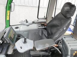 John Deere 1270E