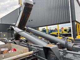 Feldbinder Spezialfahrzeuge GmbH Feldbinder Spezialfahrzeuge GmbH Feldbinder Spezialfahrzeuge GmbH
