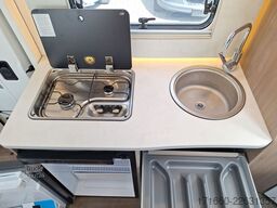 CARADO pro+ T 135 Hubbett, NAVI+RFK, SAT+TV, LED, AUTOM