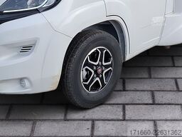 BÜRSTNER Lyseo TD 684 G Winter Paket