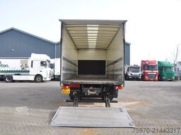 DAF LF 290 FA 2018 4X2 BOX + LIFT